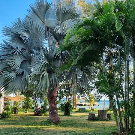 Tk Beach Resort Koh Mak Exteriör bild