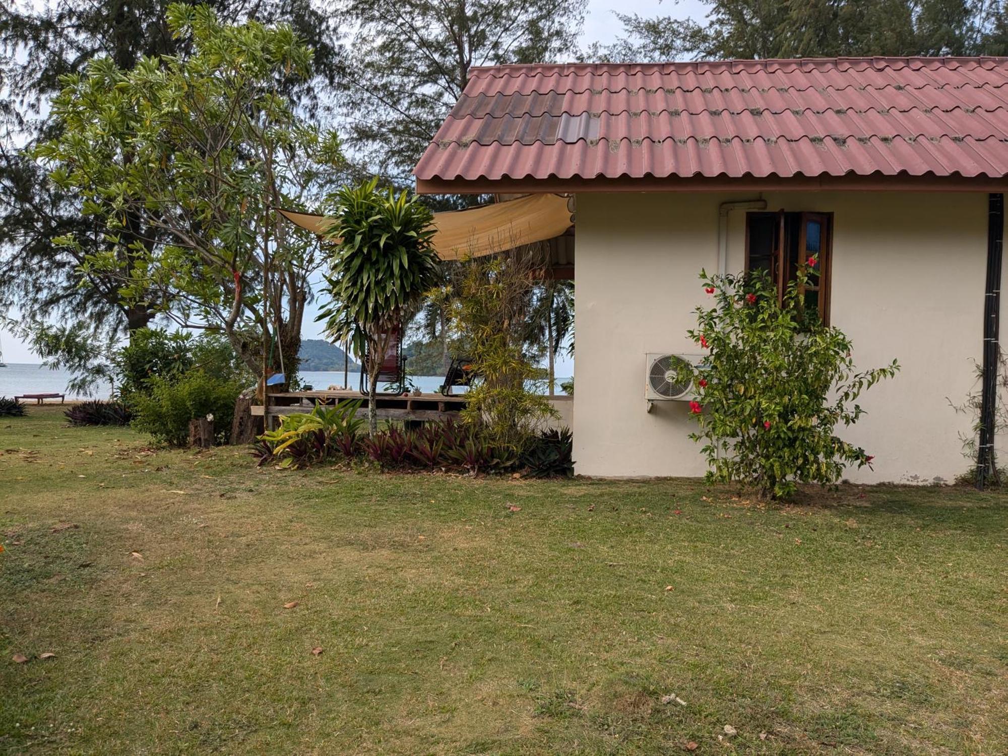Tk Beach Resort Koh Mak Exteriör bild